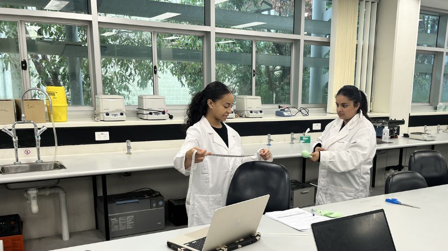 Foundation Science Class A Step into Science Class: The Balloon Rocket Experiment - Edith Cowan ...